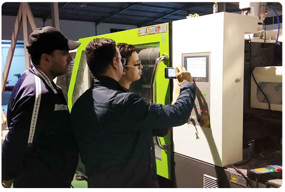 注塑椅成型工厂出产